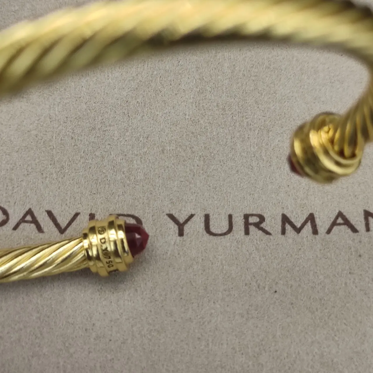 David Yurman 5mm Gold Diamond Yellow Diamond Bangle Bracelet